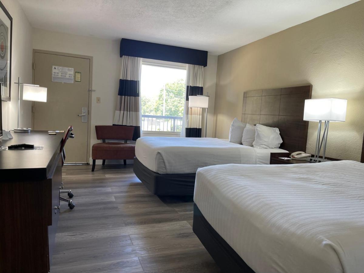 Remodeled, Huge Pool, Tiki Bar & Grill, Quiet Room Sarasota Esterno foto